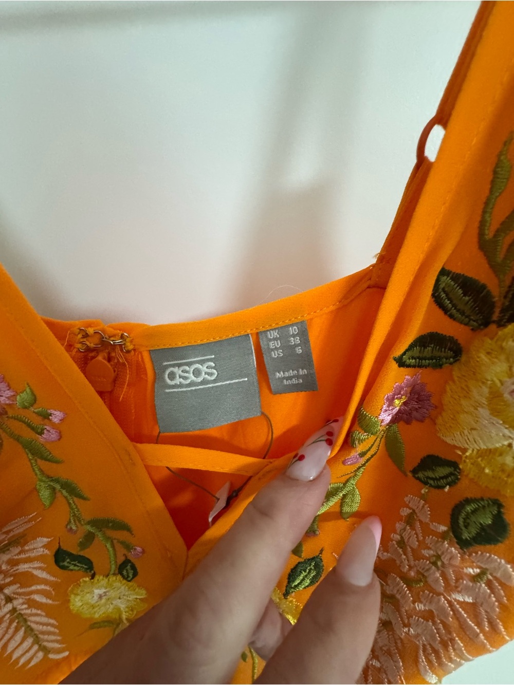 NWT ASOS DESIGN maxi dress and cutout detail with embroidery - Picture 7 of 11